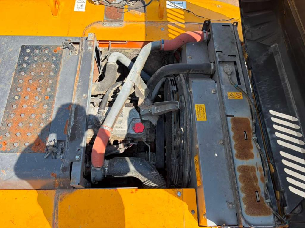 Hitachi ZX350LCN-3 Foto 28