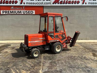 Kubota F2400 4X4 vendida por Massucco T. Srl