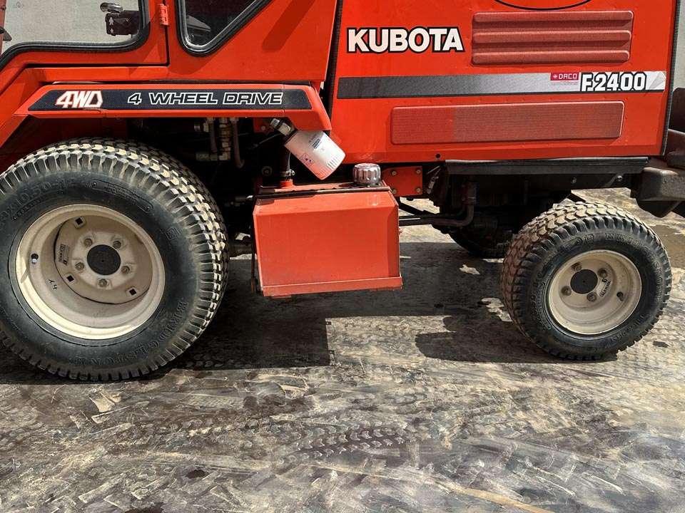 Kubota F2400 4X4 Foto 10