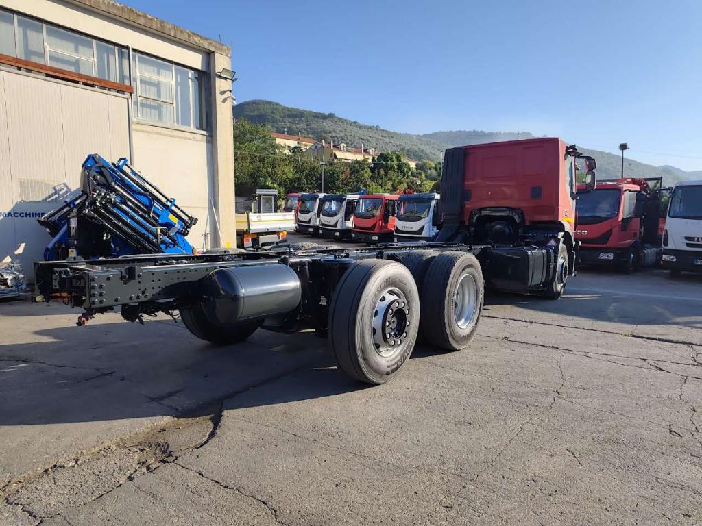 Iveco STRALIS HI-STREET 260S31 Foto 16