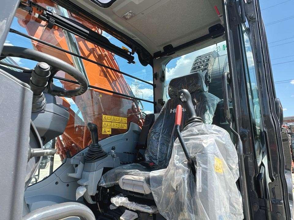 Hitachi ZX180W-7 Foto 16