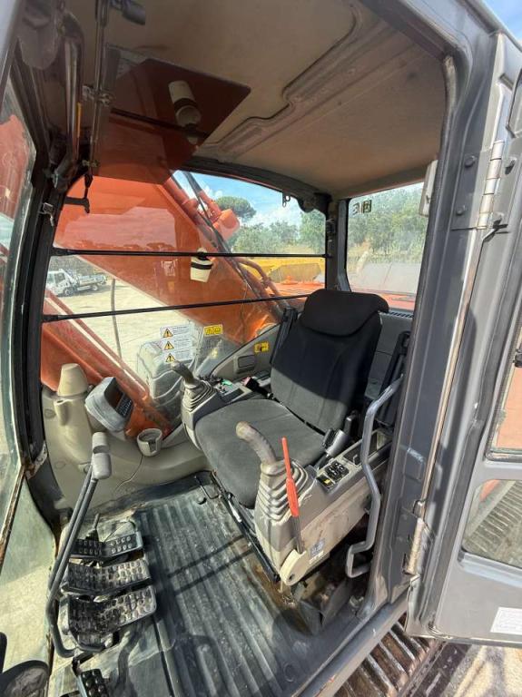Hitachi ZX350LCN-3 Foto 6