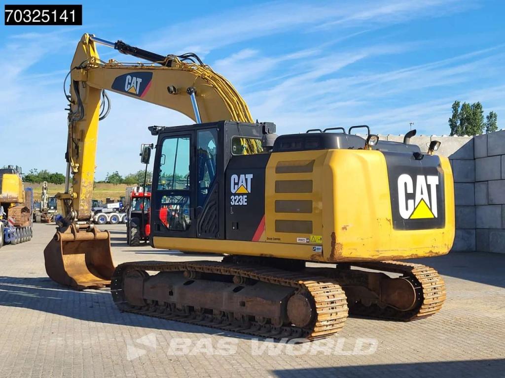 Caterpillar 323 E L Foto 2