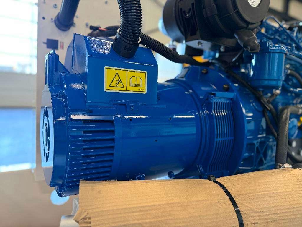 FG Wilson P22-1 - 22 kVA Open Genset - DPX-16002-O Foto 10