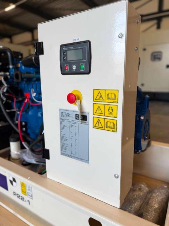 FG Wilson P22-1 - 22 kVA Open Genset - DPX-16002-O Foto 12