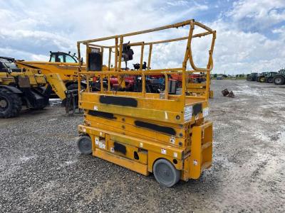 Haulotte Compact 10N vendida por Makiboom Slu