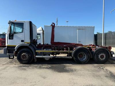 Iveco EuroTech Cursor Foto 1