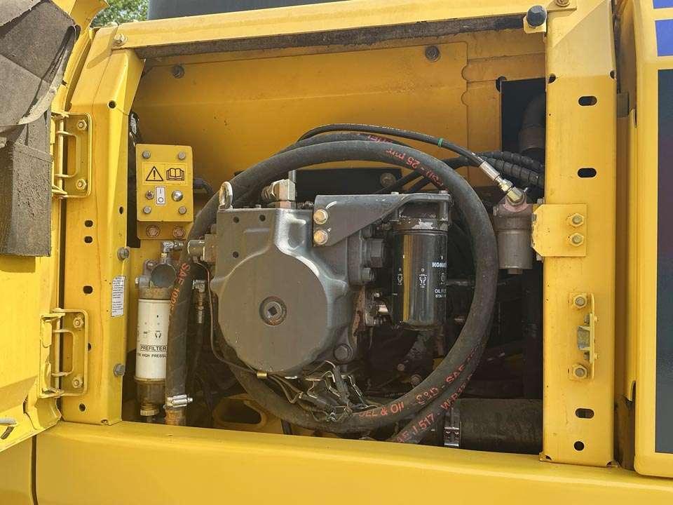 Komatsu PC210NLC Foto 10