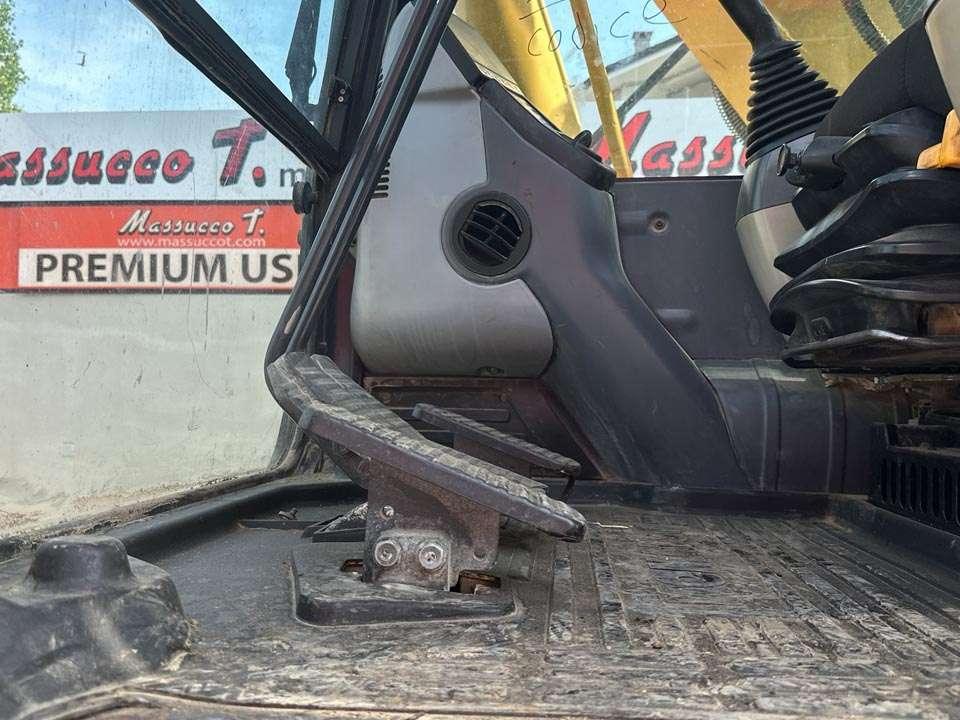 Komatsu PC210NLC Foto 16
