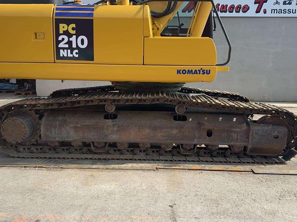 Komatsu PC210NLC Foto 4