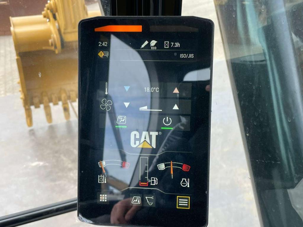 Caterpillar 323D3 Foto 26
