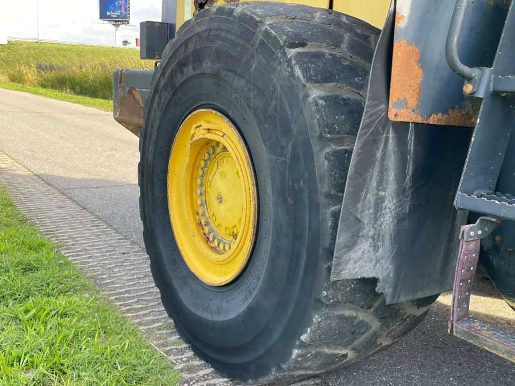 Komatsu WA500-6 Foto 15