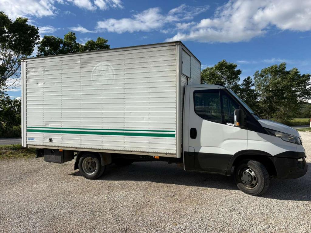 Iveco DAILY 35C15 furgonato manuale Foto 6