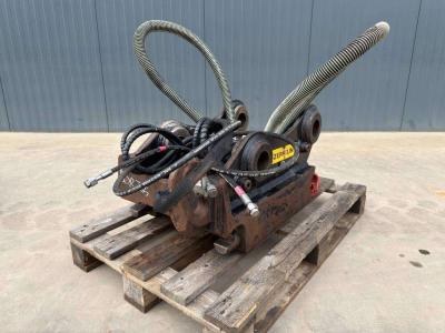 OilQuick OQ70/55 - M318D / 320D / 320E / 320F / 323D / 323E vendida por Smitma B.V.