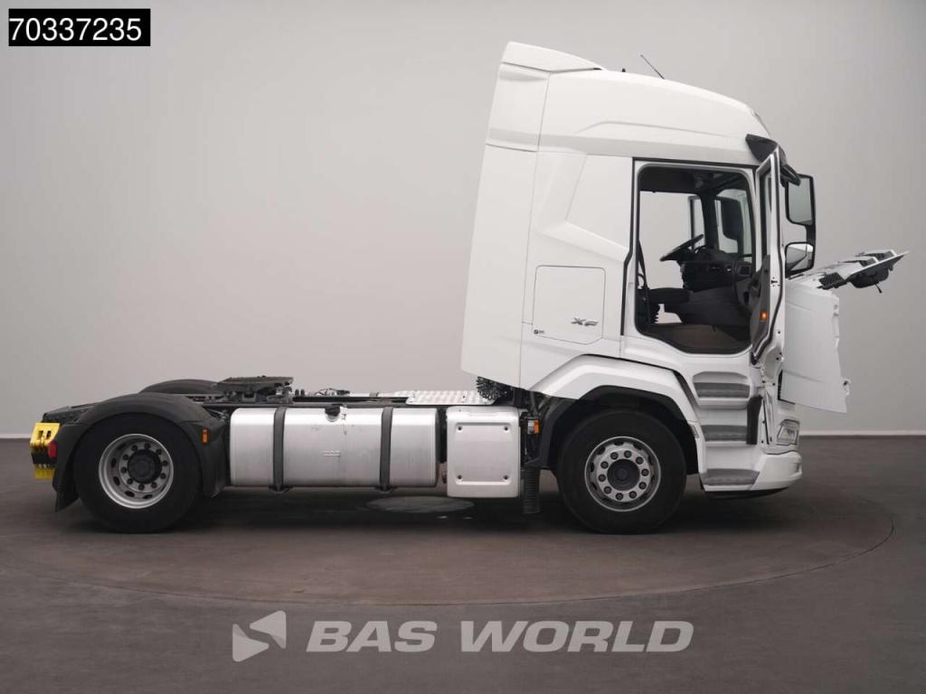 Daf XF 480 XF 4X2 2x Tanks ACC Foto 9