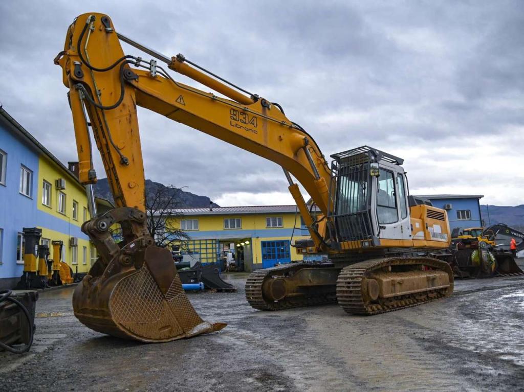 Liebherr R934B Foto 1