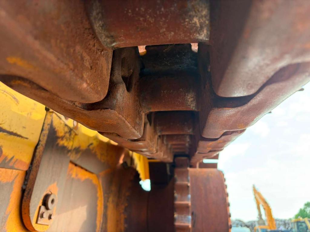 Caterpillar D8T Foto 13