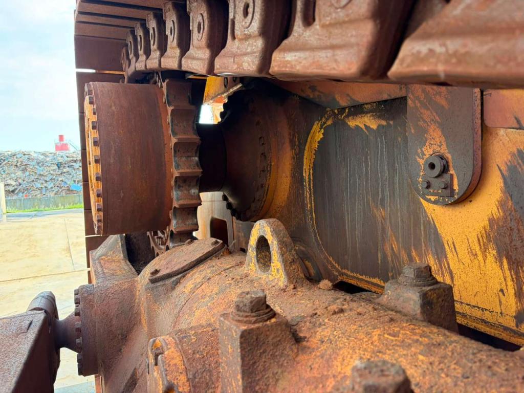 Caterpillar D8T Foto 16