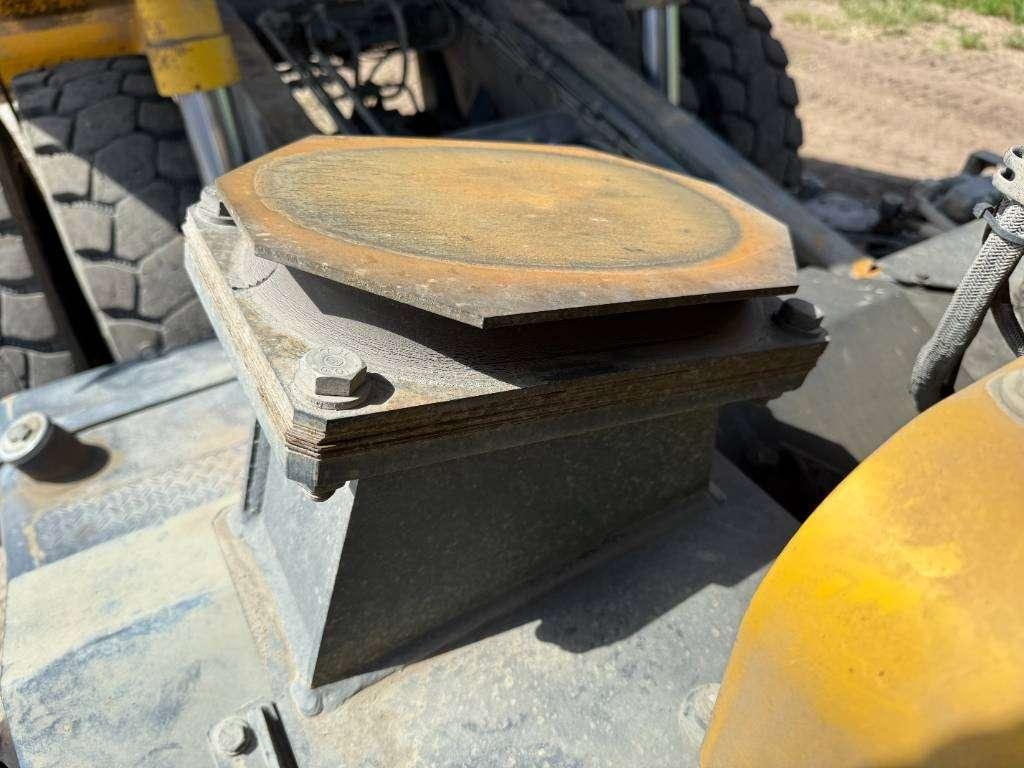 Komatsu HD 405-7 - German Machine / Automatic Greasing Foto 18