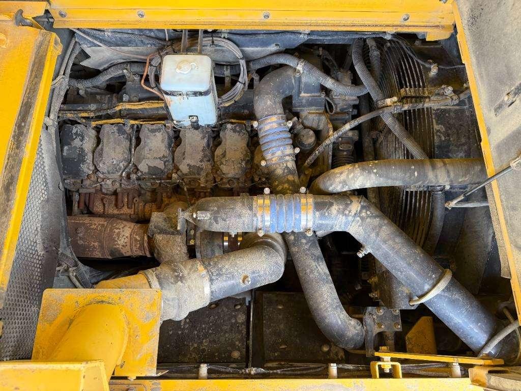 Komatsu HD 405-7 - German Machine / Automatic Greasing Foto 27