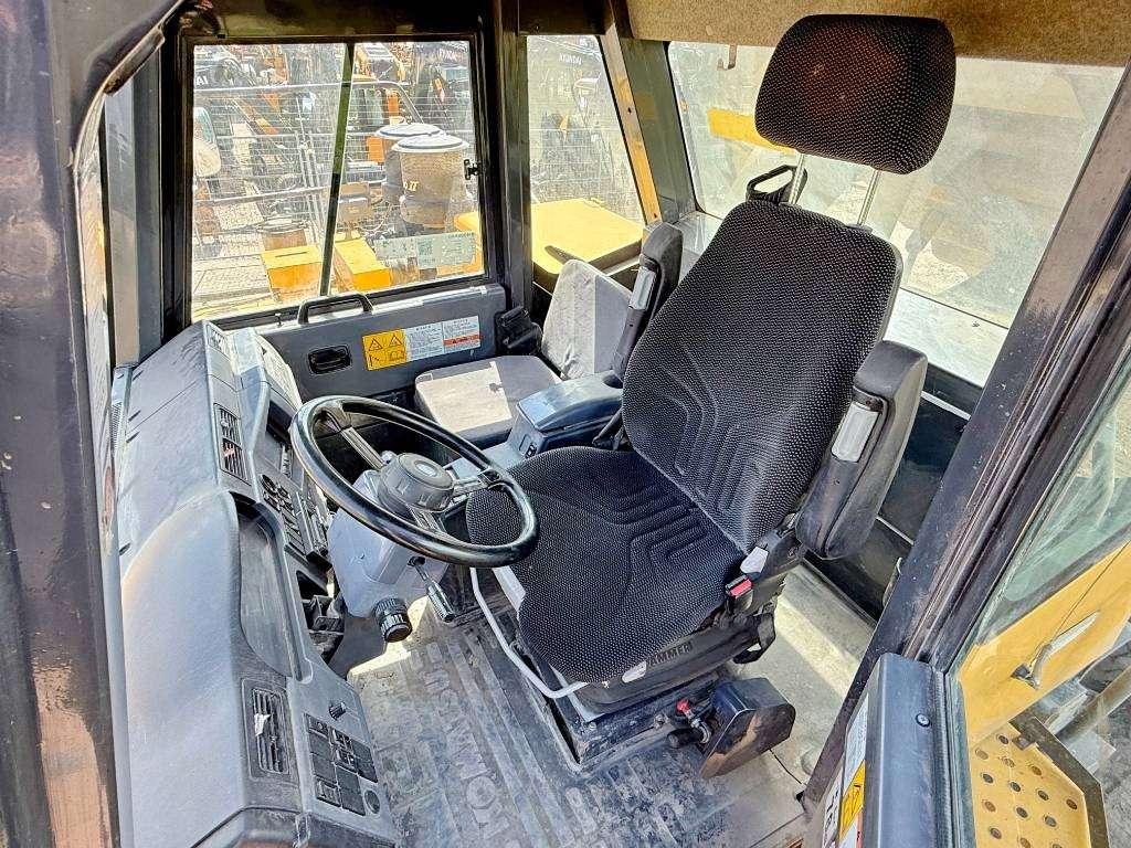 Komatsu HD 405-7 - German Machine / Automatic Greasing Foto 7