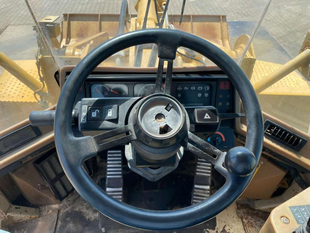 Caterpillar 938F Foto 18