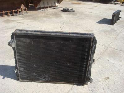 Radiador de agua para Fiat Hitachi FH300 vendida por OLM 90 Srl