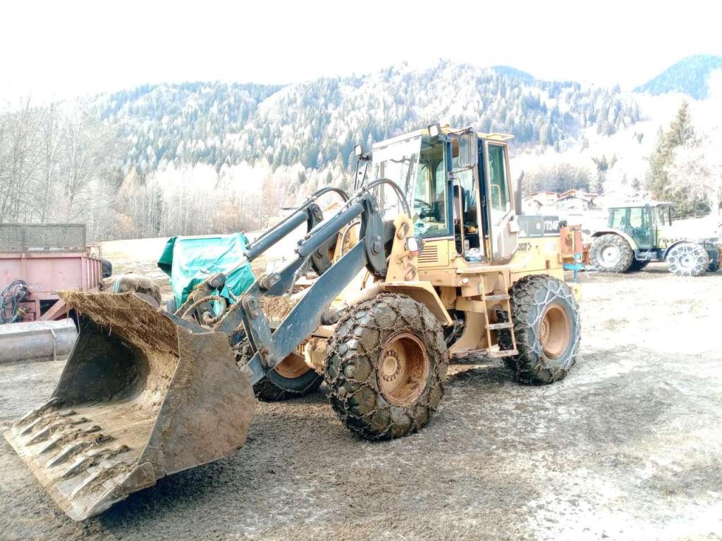 Caterpillar IT24F Foto 1