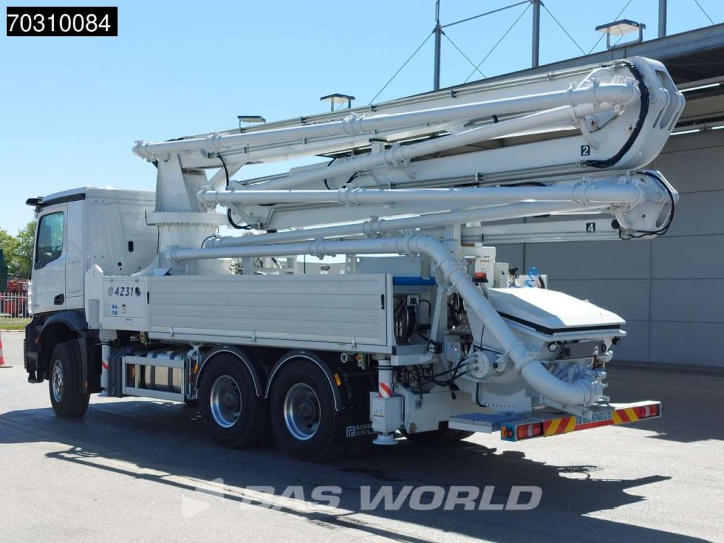 Mercedes-Benz Arocs 2843 Arocs 6X4 NEW! 31mtr 4x extendable Bonneux concrete pump Remote Control Euro 6 Foto 16