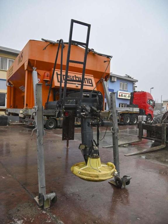 Boschung hopper-mounted spreader IMSSF B29050D Foto 6