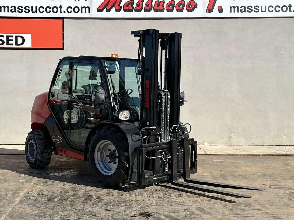 Manitou MC 30.4 4X4 Foto 12