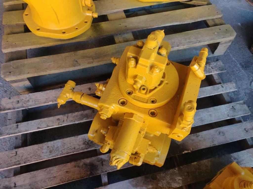 Bomba hidráulica para Caterpillar 973C STEEL MILL Foto 2