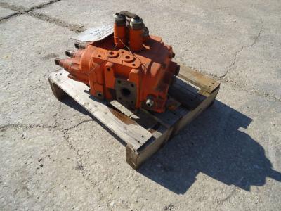 Distribuidor hidraulico para Fiat Allis FL10E vendida por OLM 90 Srl