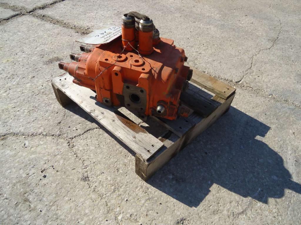 Distribuidor hidraulico para Fiat Allis FL10E Foto 1
