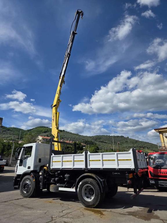 Iveco EUROCARGO 180E25 Foto 10