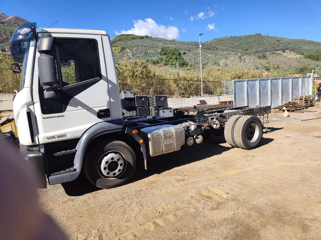 Iveco EUROCARGO 140-250 Foto 17