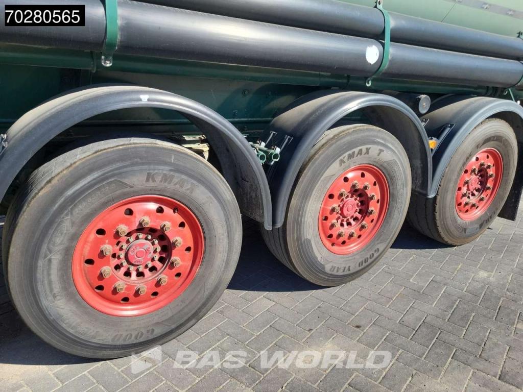 Spitzer SK2753CALGGVS 3 axles ADR 55m3 1 Comp. Gefahrgut KIP-Silo Foto 12