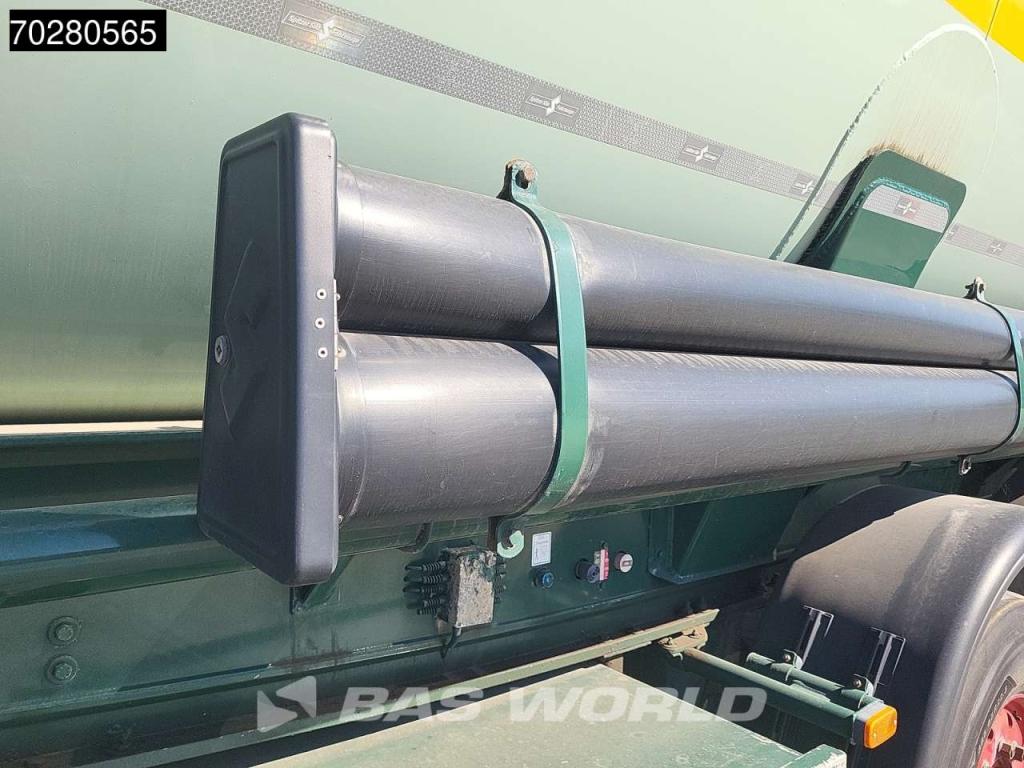Spitzer SK2753CALGGVS 3 axles ADR 55m3 1 Comp. Gefahrgut KIP-Silo Foto 26