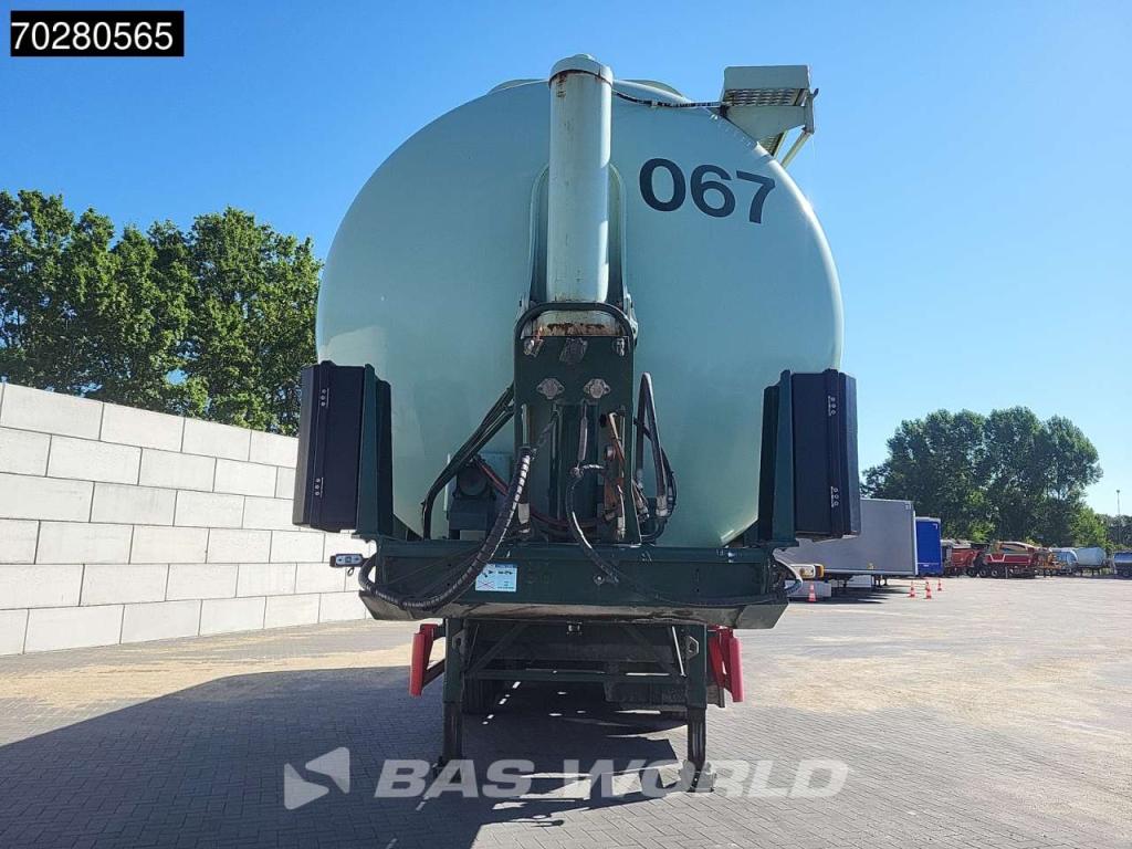 Spitzer SK2753CALGGVS 3 axles ADR 55m3 1 Comp. Gefahrgut KIP-Silo Foto 6