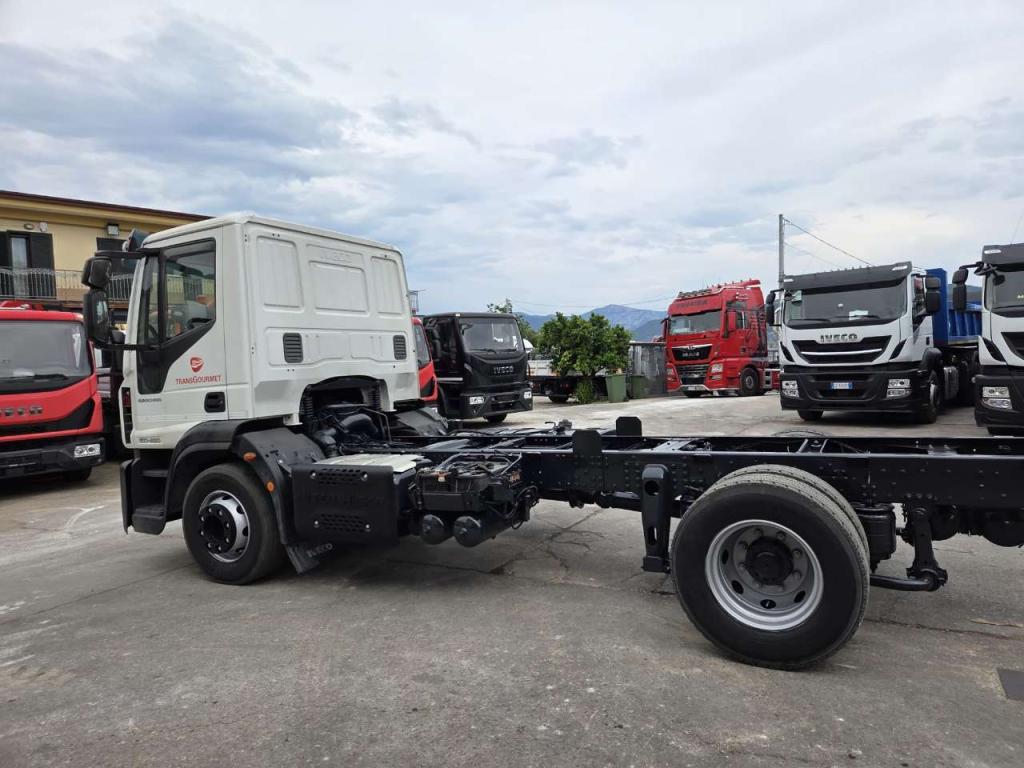 Iveco EUROCARGO 160-280 Foto 10