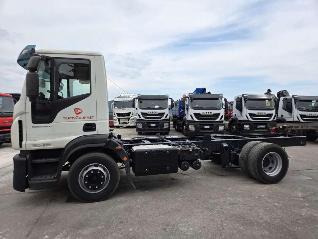 Iveco EUROCARGO 160-280 Foto 7