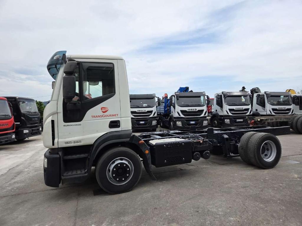 Iveco EUROCARGO 160-280 Foto 8