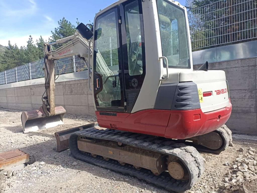 Takeuchi TB 250 Foto 6