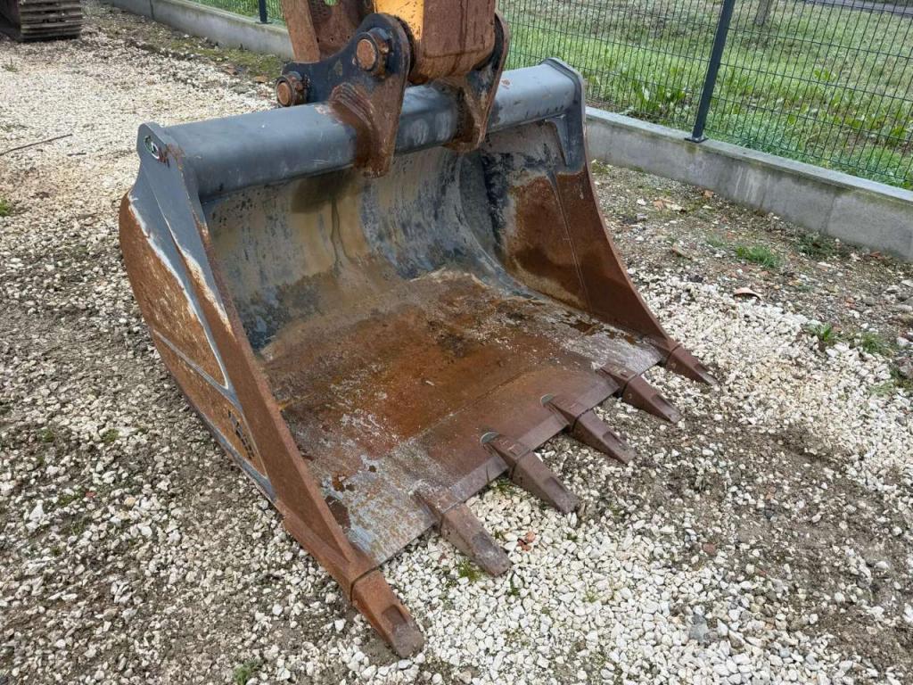 Liebherr R926LC Foto 9
