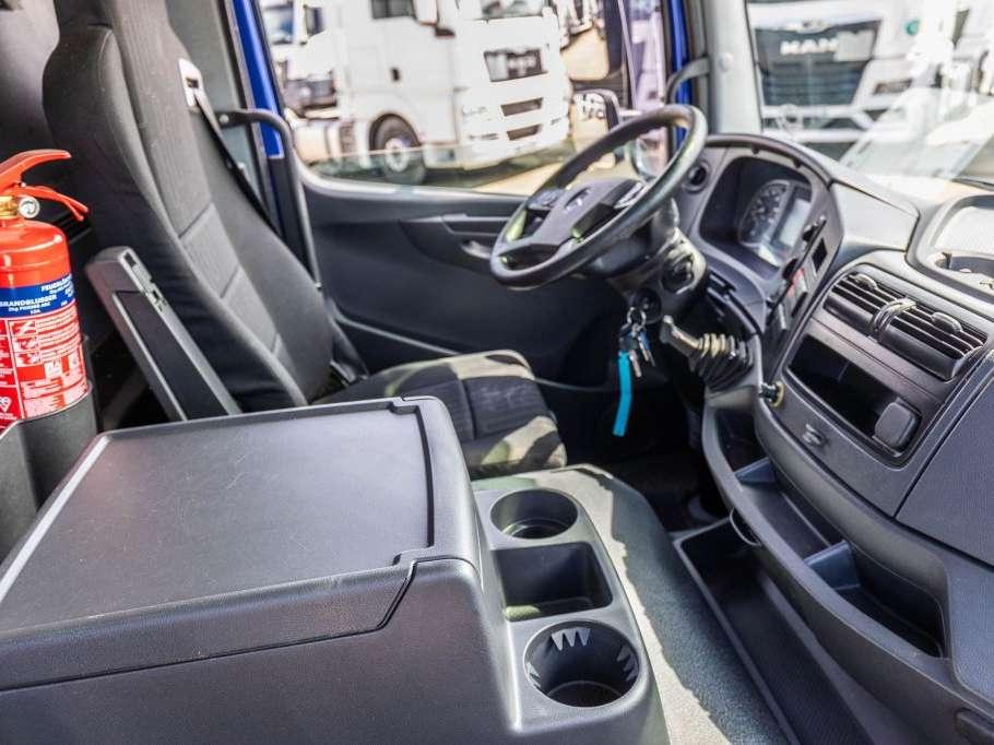 Mercedes-Benz ATEGO 1524 L + DHOLLANDIA 2T. Foto 20