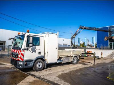 Man TGL 12.190 BL + HIAB 055 D-1 HIDUO vendida por Braem NV