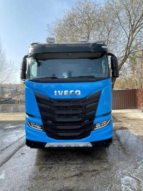 Iveco X-WAY 570 Foto 17