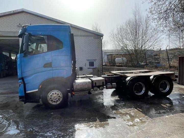 Iveco X-WAY 570 Foto 3