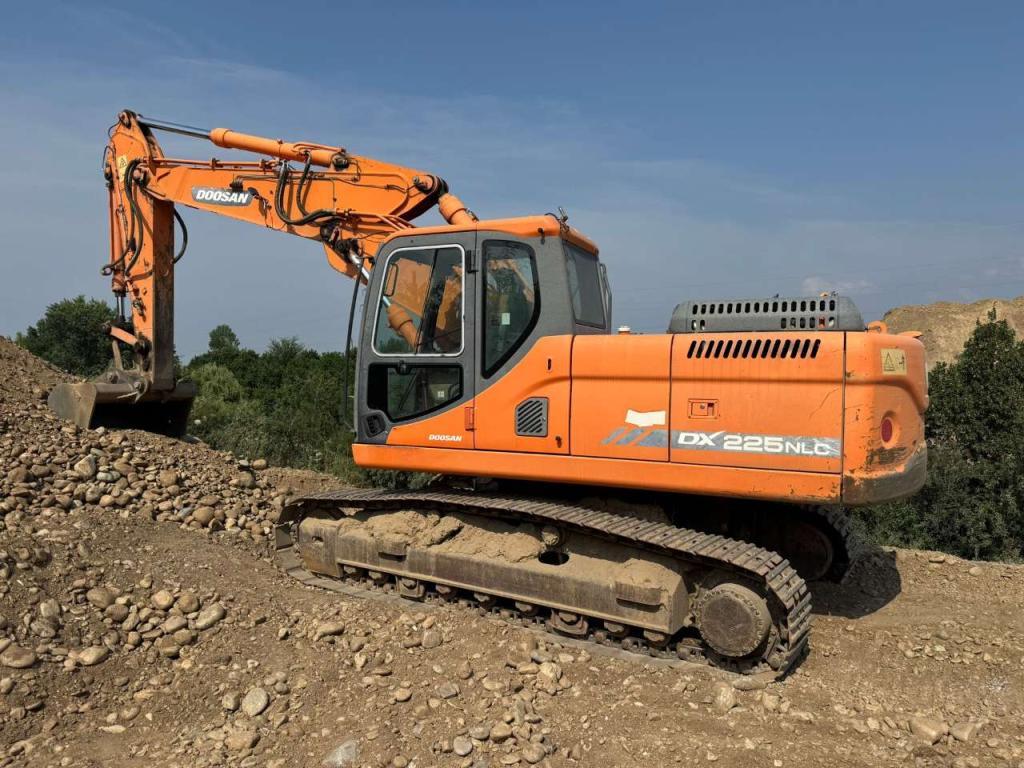 Doosan DX225NLC Foto 3