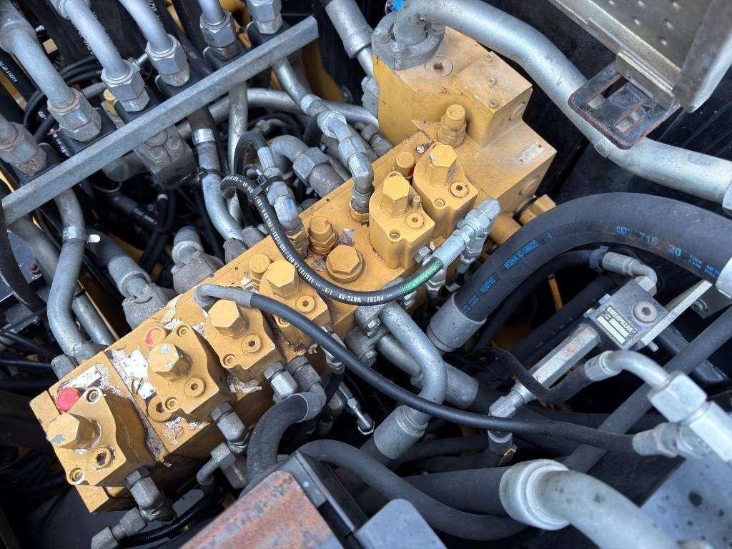 Caterpillar M316D Foto 24